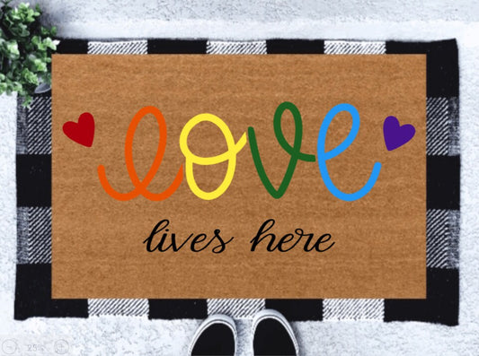Love lives here doormat | LGBT doormat