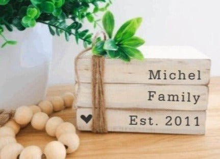 Custom Book Stacked| Family Name Stacked Books